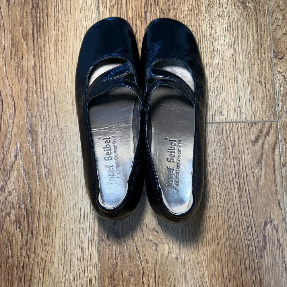 Josef Seibel Black Patent Leather Crisscross Mary Jane Wedge Shoes US 7.5 /EU 38
